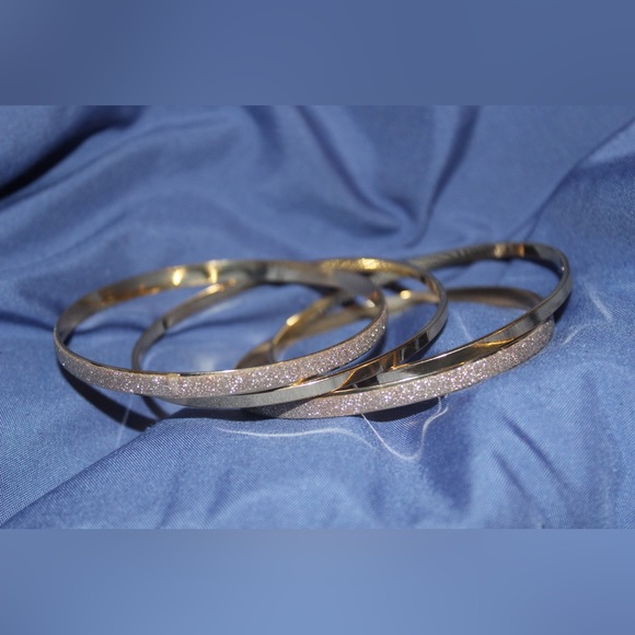 Gold bracelets bundle OS - Picture 2 of 8